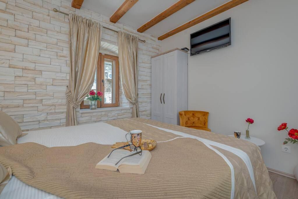 Diva 1,Stylish Old Town Studio Apartment Near Beach 스플리트 외부 사진