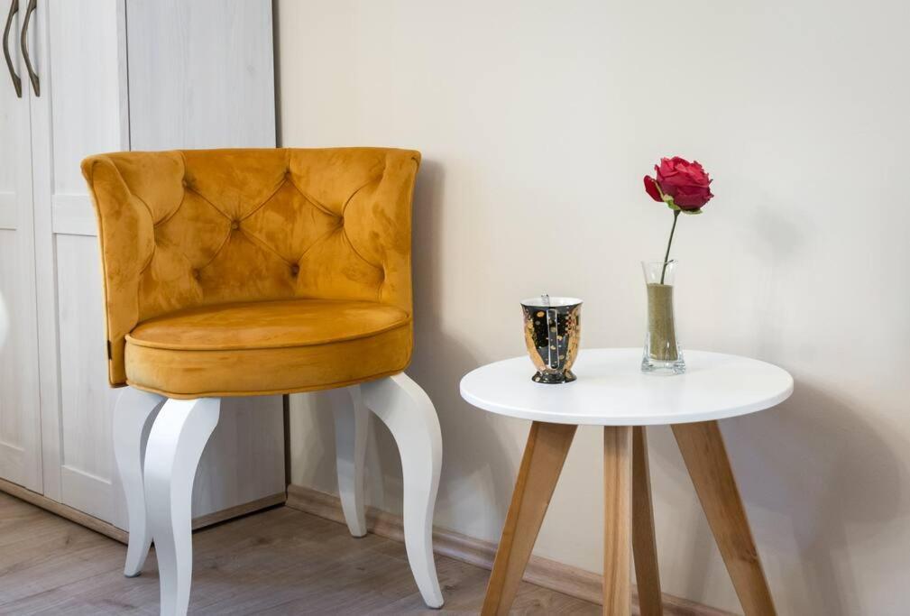 Diva 1,Stylish Old Town Studio Apartment Near Beach 스플리트 외부 사진