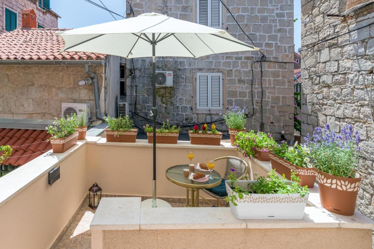 Diva 1,Stylish Old Town Studio Apartment Near Beach 스플리트 외부 사진